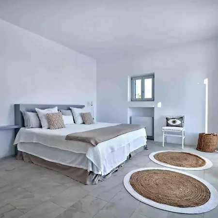 Luxurious Pool Santorini بيت للعطل *